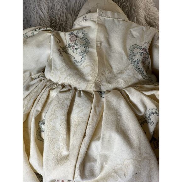 VTG Handmade Folk Art Girl Bunny Rabbit Doll Spring Cream Dress Nursery Princess - Picture 6 of 7